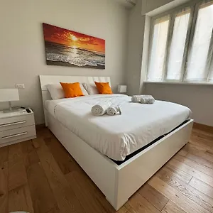  Apartamento Gohost - Moderno In Stazione
